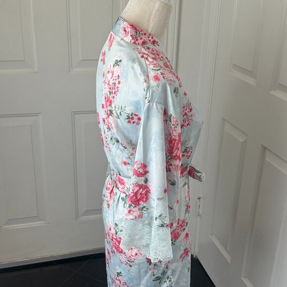 NWT! Luxe Flora by Flora Nikrooz Satiny Floral Peony Wrap Robe – Medium - Divine - Picture 6 of 9
